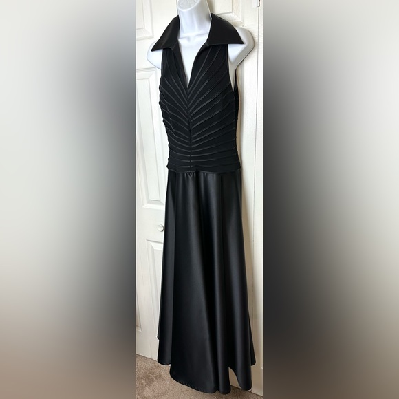 New TADASHI SHOJI Black Evening Gown Black Tie Party Maxi Collared Formal Wear - Picture 2 of 12
